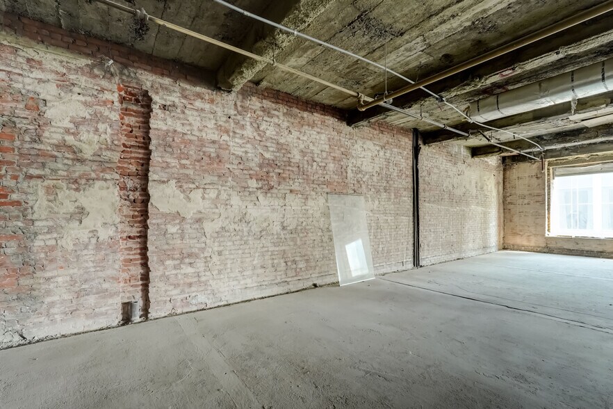 More Photos Of 140 E Main St, Rochester Loft Creative Space For Sale