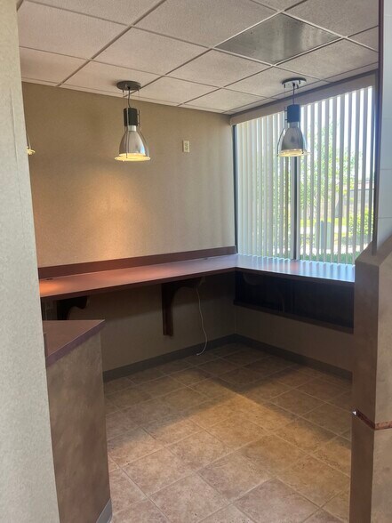 More Photos Of 5520 Hedge Lane Ter, Shawnee Bank For Sale