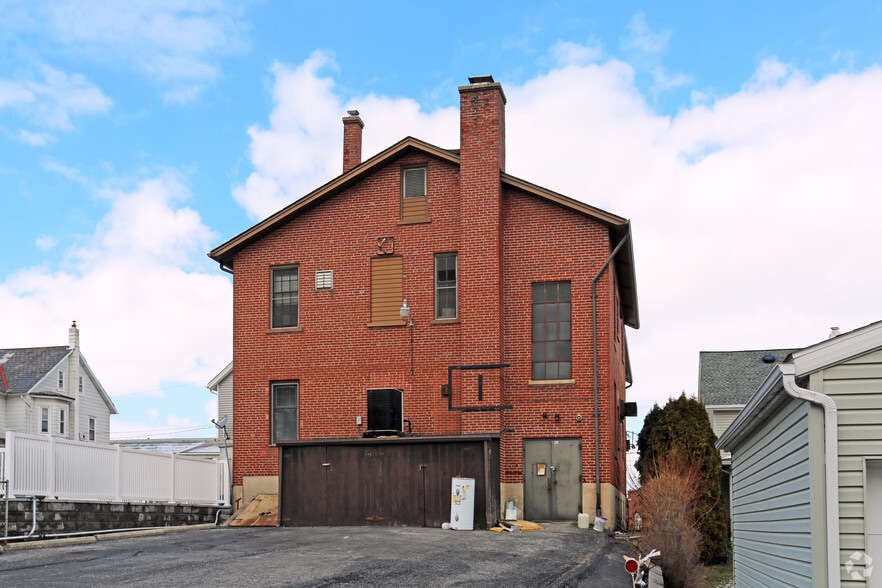 More Photos Of 212 Quarry St, Whitehall Office Residential For Sale