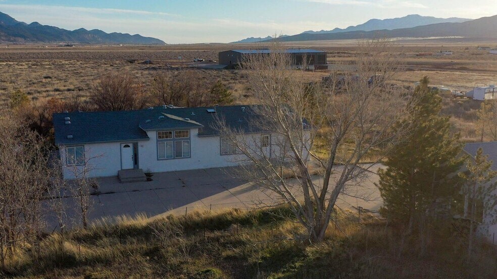 More Photos Of 5561 W 3600 S, Cedar City Specialty For Sale