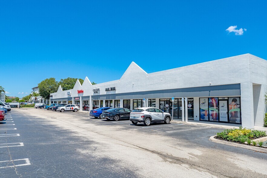 More Photos Of 3301 W Boynton Beach Blvd, Boynton Beach Freestanding For Sale