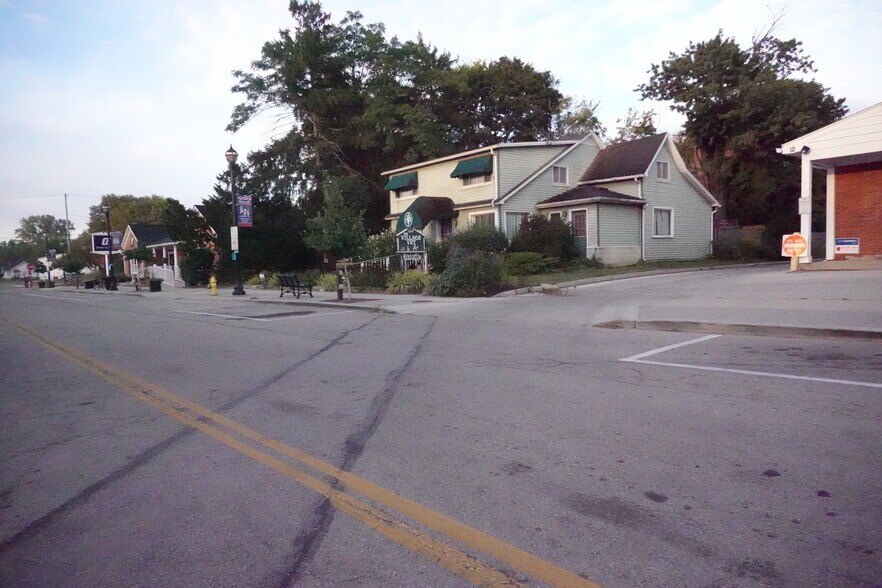 More Photos Of 18 S Third Street, Waterville Office For Sale