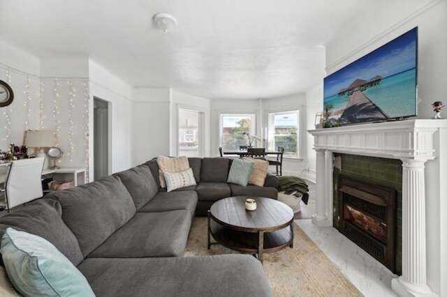 More Photos Of 99 Oak St, Binghamton Apartments For Sale