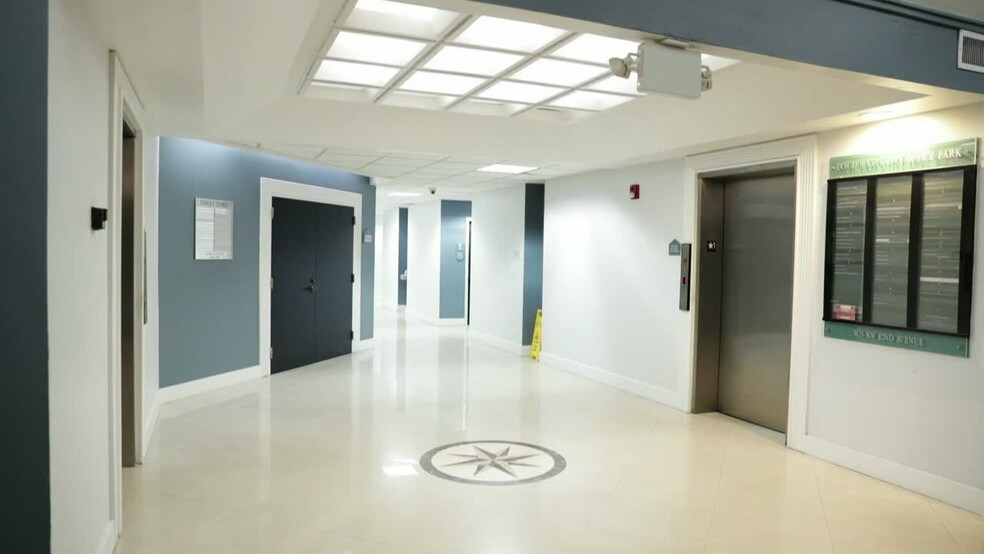Primary Photo Of 3625 NW 82nd Ave, Doral Medical For Lease