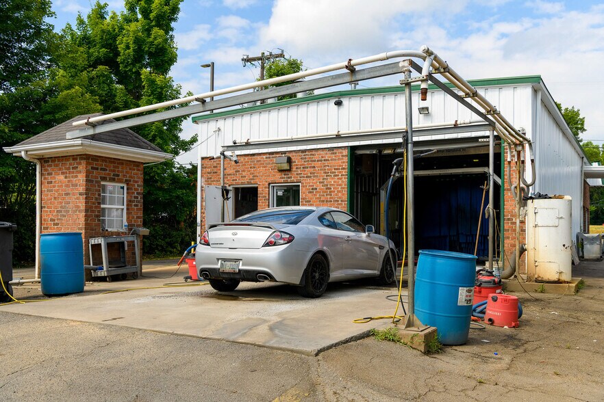 More Photos Of 921 Yadkinville Rd, Mocksville Carwash For Sale