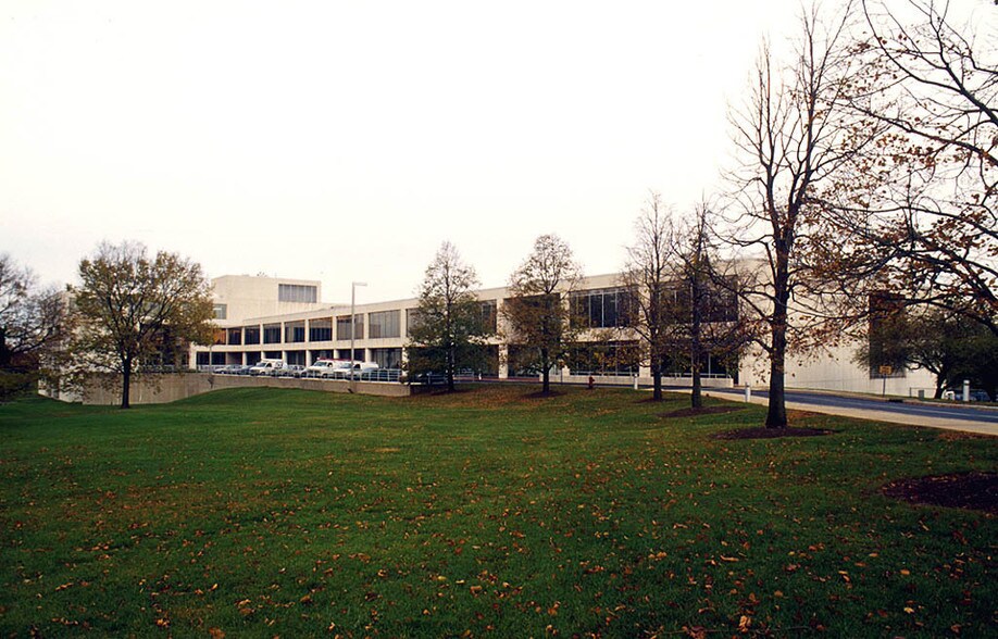 More Photos Of 9797 Springboro Pike, Dayton Office For Lease