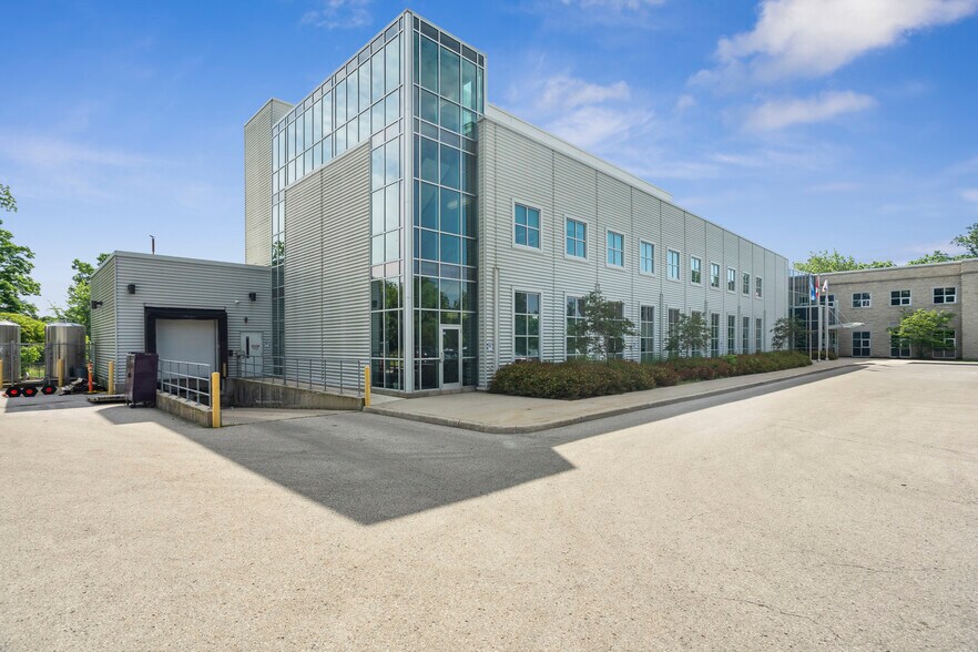 More Photos Of 999 Collip Cir, London Schools For Lease