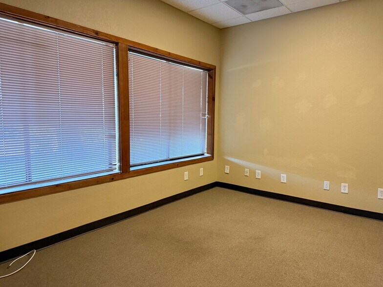 More Photos Of 2900 Mendocino Ave, Santa Rosa Office For Sale