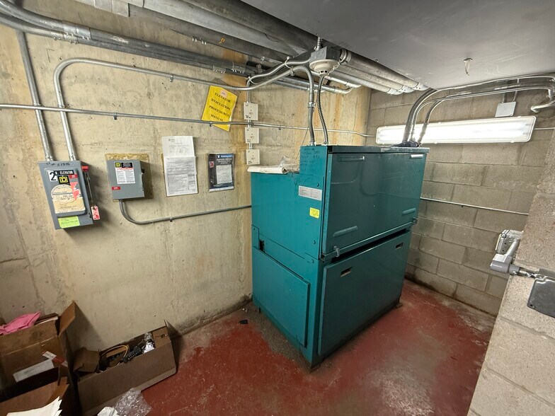 More Photos Of 6400 E Broad St, Columbus Medical For Sale