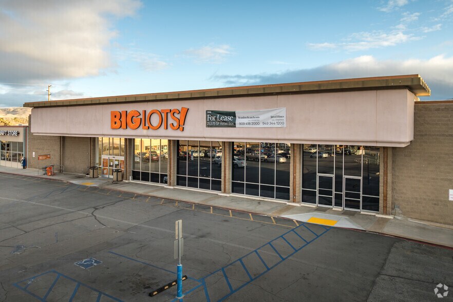 Primary Photo Of 56865 Twentynine Palms Hwy, Yucca Valley Supermarket For Sale