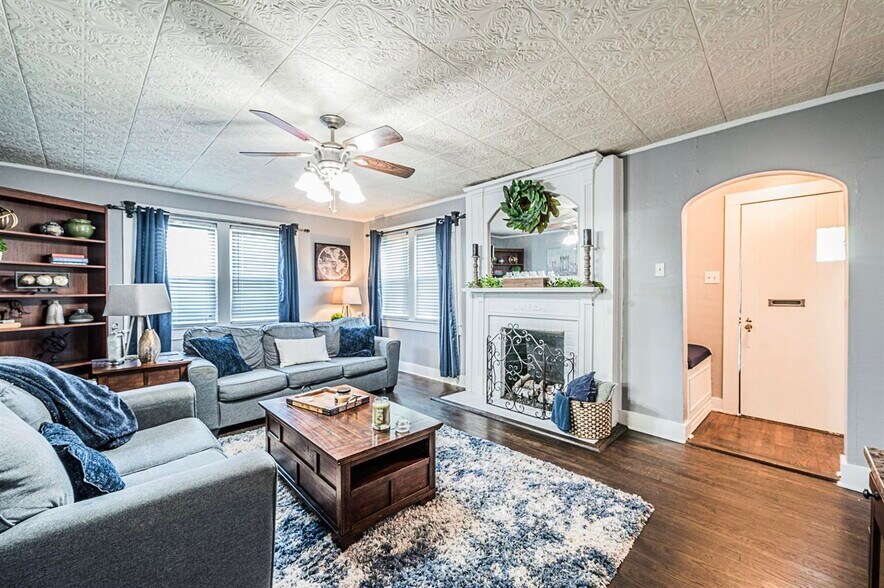 More Photos Of 1128 Magnolia St, Bowling Green Office Residential For Sale
