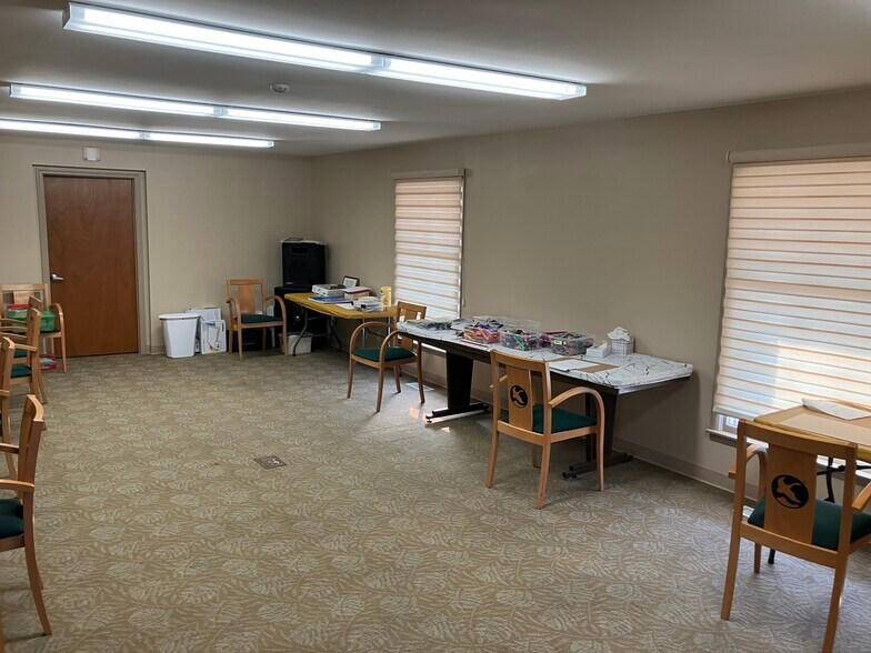 More Photos Of 9346-9350 Dayton Lebanon Pike, Dayton Office For Sale