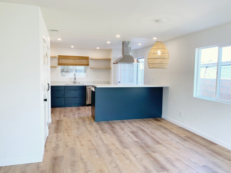 More Photos Of 11835 Gale Ave, Hawthorne Multifamily For Sale