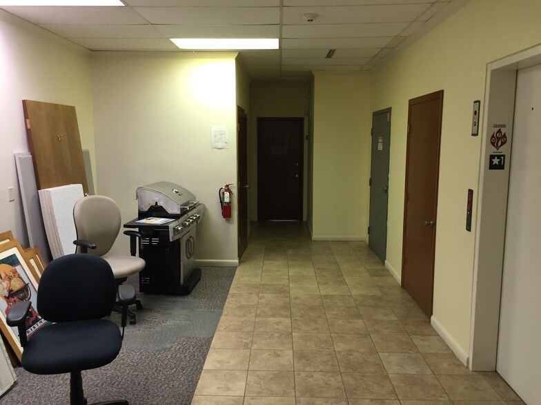 More Photos Of 2301 Park Ave, Orange Park Medical For Lease