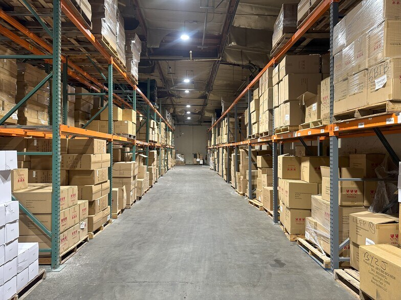 More Photos Of 7333 Adams St, Paramount Warehouse For Sale