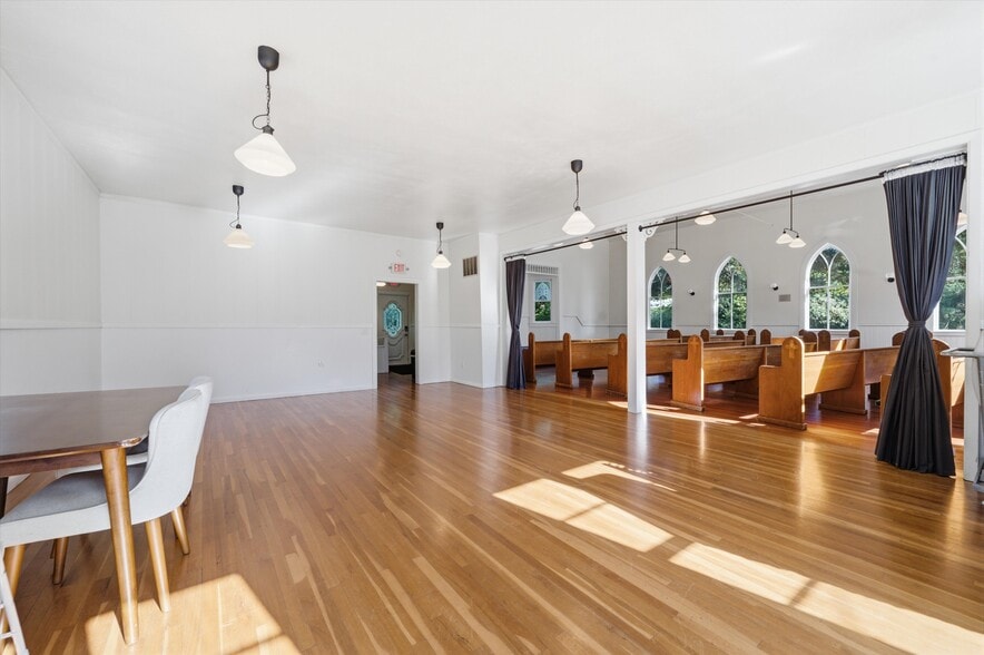More Photos Of 13360 SE Richey Rd, Boring Religious Facility For Sale