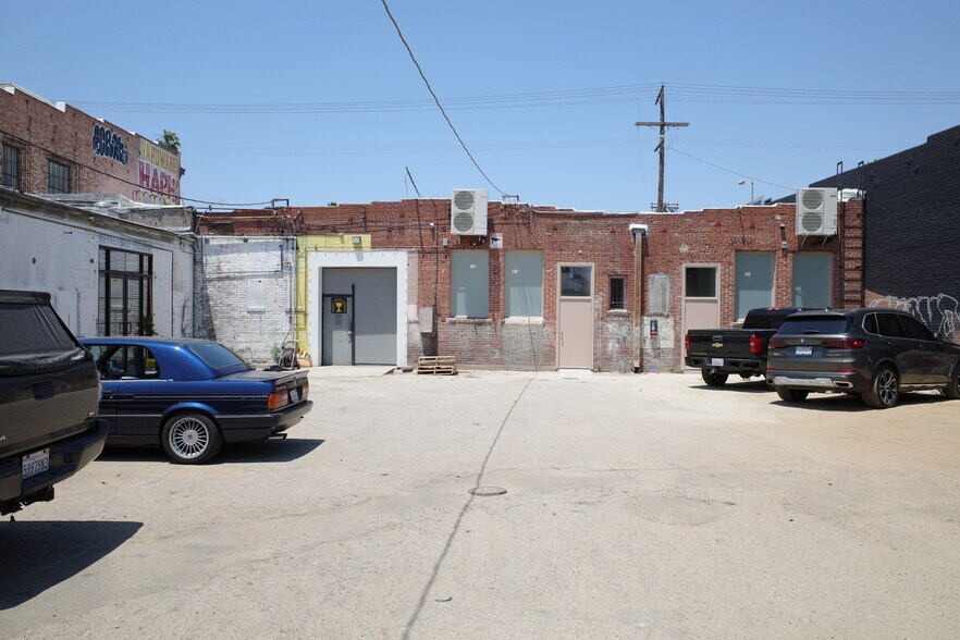 More Photos Of 3614 W Pico Blvd, Los Angeles Storefront For Sale