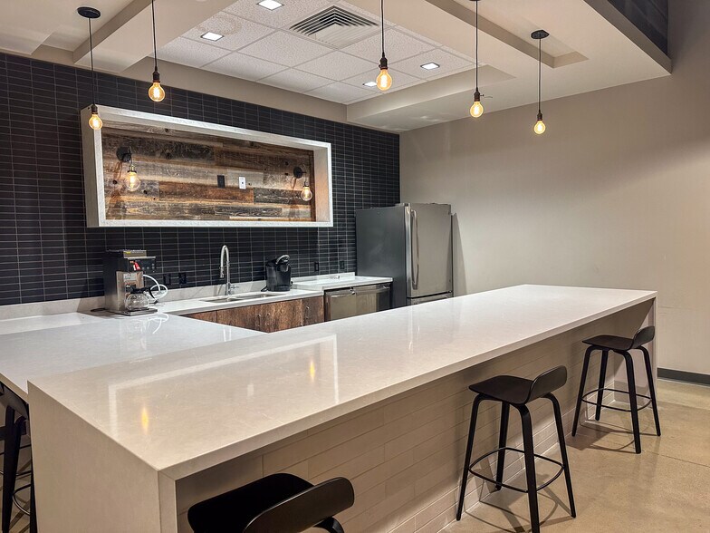 More Photos Of 200 Bailey Ranch Rd, Aledo Medical For Lease