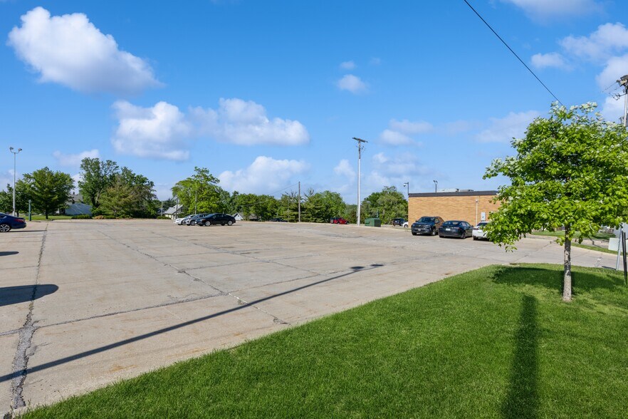 More Photos Of 1203 & 1221 4th Street, Des Moines Land For Sale