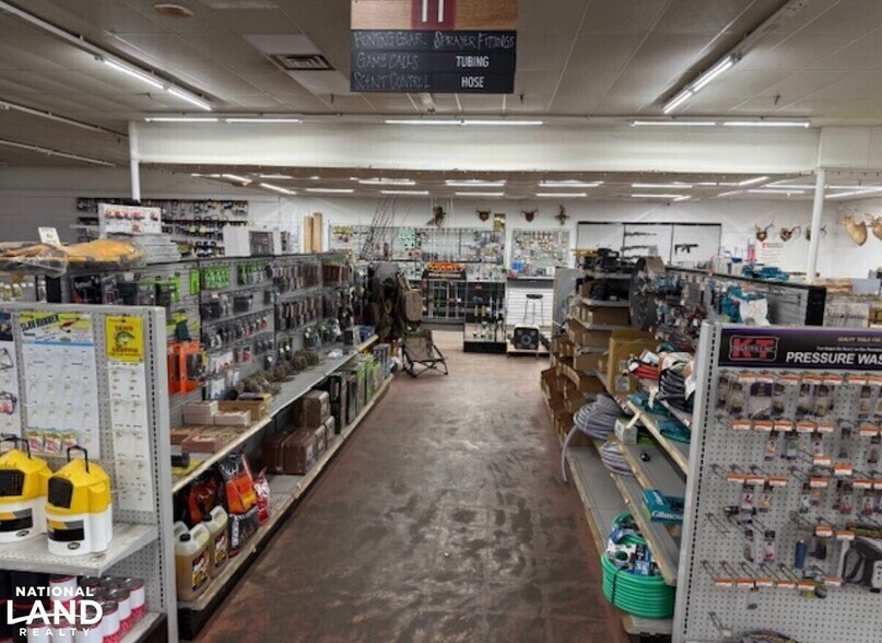 More Photos Of 1243 Washington St, Marion Storefront Retail Office For Sale