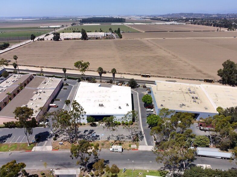 More Photos Of 487 Calle San Pablo, Camarillo Warehouse For Lease