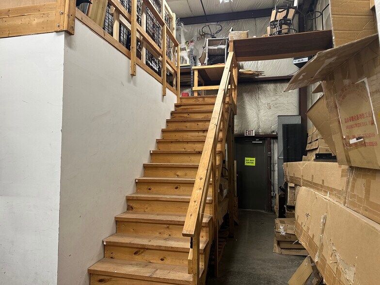 More Photos Of 3110 Louis Ave, Eau Claire Warehouse For Lease