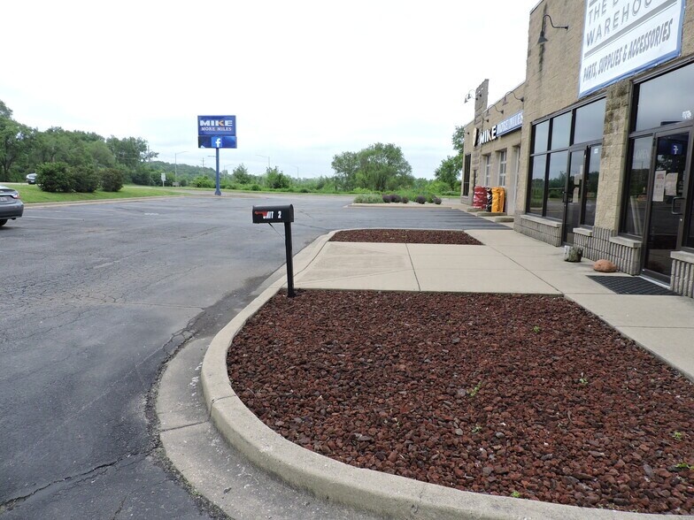 More Photos Of 1222 S Route 12, Fox Lake Garden Center For Lease