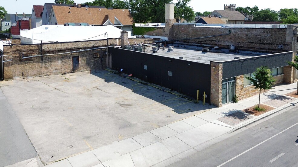More Photos Of 5638 W Chicago Ave, Chicago Restaurant For Sale