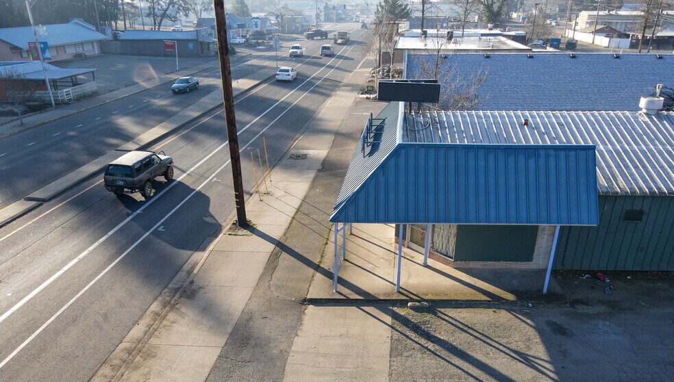 More Photos Of 144 N Redwood Hwy, Cave Junction Storefront Retail Office For Sale