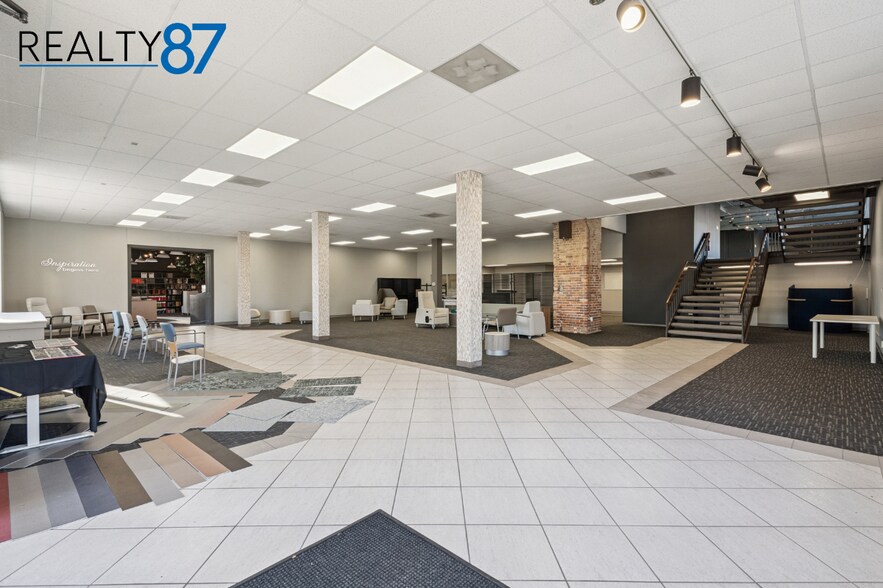 More Photos Of 724 3rd Ave SE, Cedar Rapids Freestanding For Lease