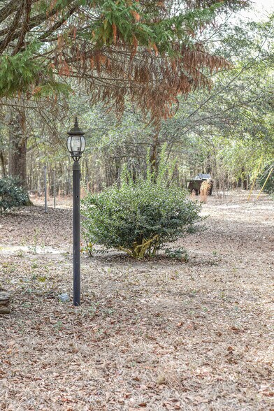 More Photos Of 182 Roberts St W, Salley Medical For Sale