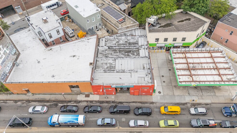 More Photos Of 3412 Borden Ave, Long Island City Warehouse For Sale
