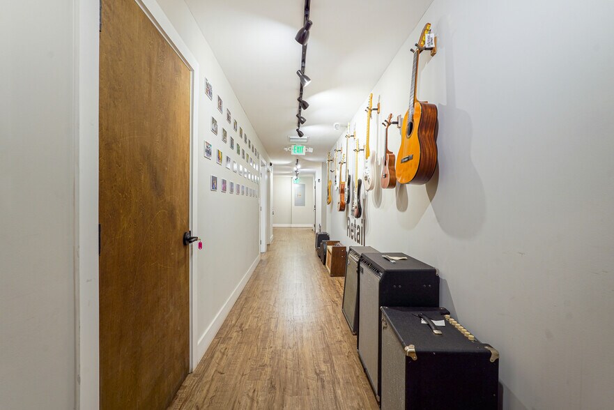 More Photos Of 1260 NW 29th St, Miami Storefront For Sale