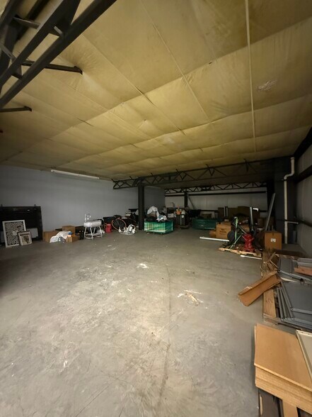 More Photos Of 1202 Industrial Dr, Warsaw Industrial For Sale