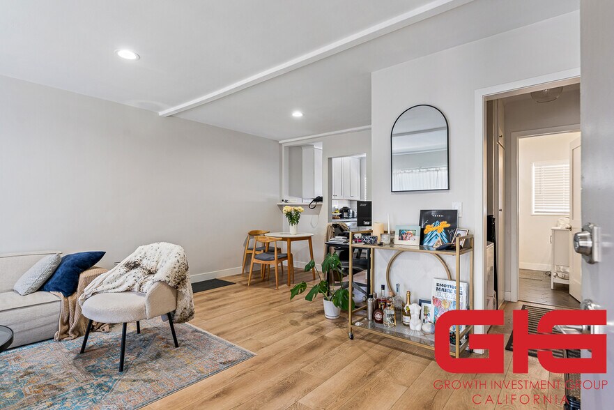 More Photos Of 239 S Madison Ave, Pasadena Apartments For Sale