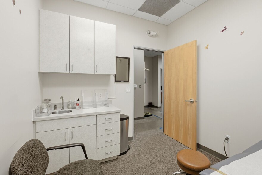 More Photos Of 200 Jose Figueres Ave, San Jose Medical For Lease