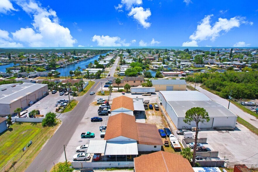 More Photos Of 6801 Tower Dr, Hudson Service For Lease