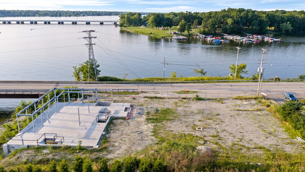 More Photos Of 17000 Mahoning ave, Lake Milton Restaurant For Sale
