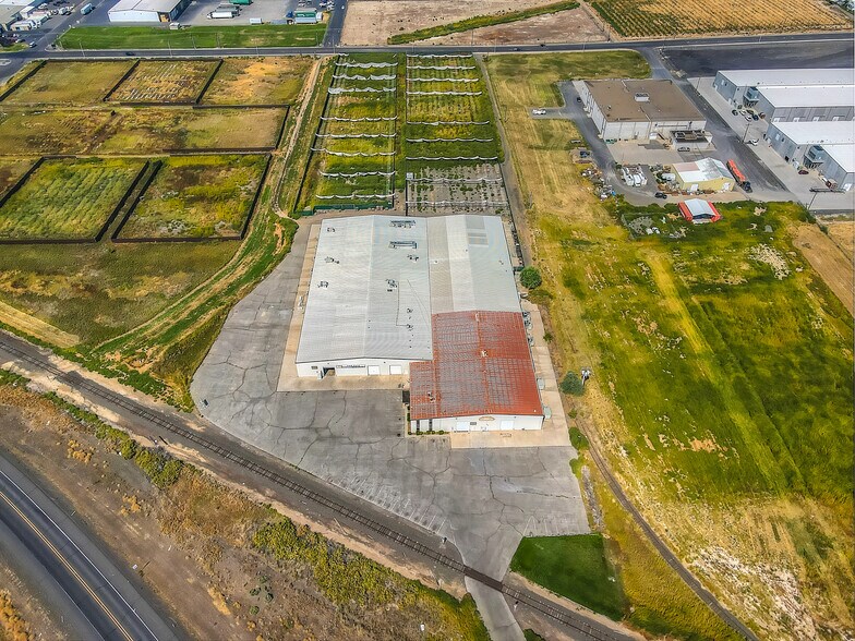 More Photos Of 503 W Prospect Rd, Moxee Warehouse For Sale