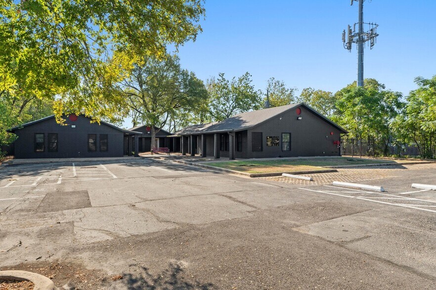 More Photos Of 4320 James Casey St, Austin Medical For Sale