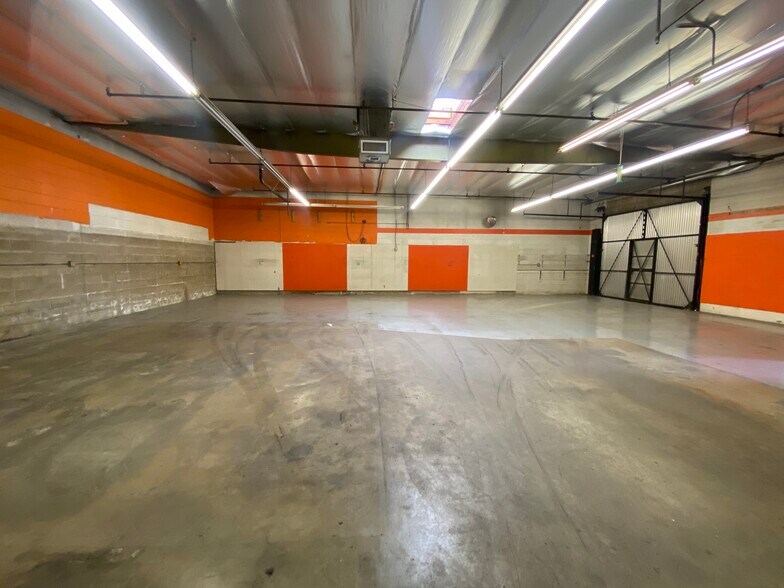 More Photos Of 13546 Central Ave, Chino Service For Lease