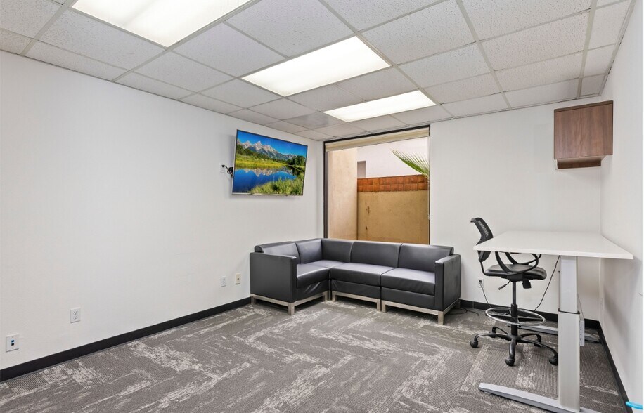 More Photos Of 960 Grand Ave, San Diego Office For Sale