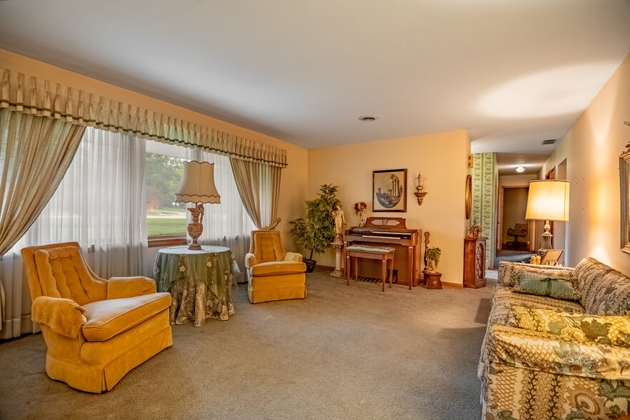 More Photos Of 519 N Hermitage Rd, Hermitage Office Residential For Sale