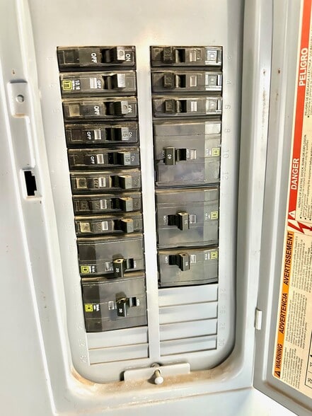 More Photos Of 5 Silver St, Norwalk Warehouse For Sale