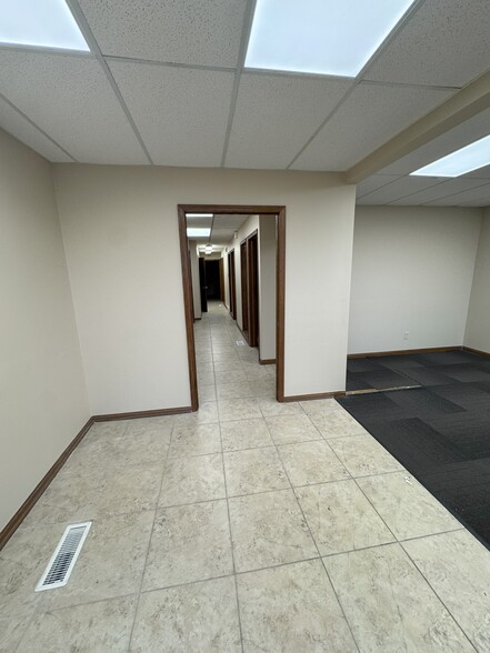 More Photos Of 105 5th St SE, Barberton Medical For Sale