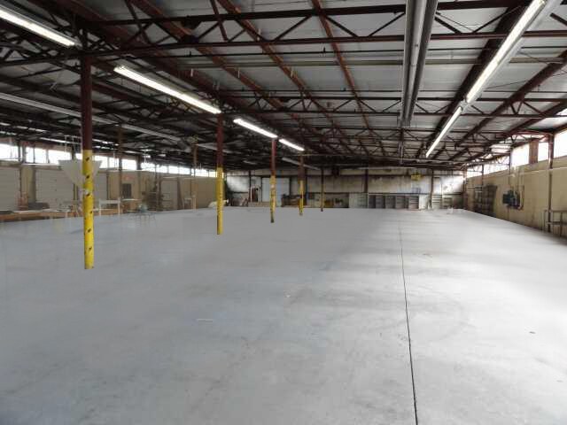 More Photos Of 181 Boyd St, Montgomery Warehouse For Sale