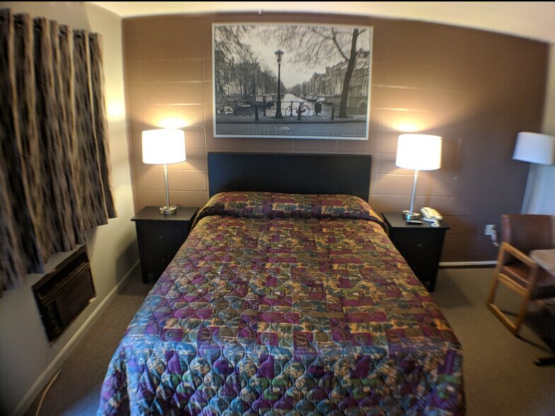 More Photos Of Attican Motel, 11180 Alexander Road, Attica Hotel For Sale