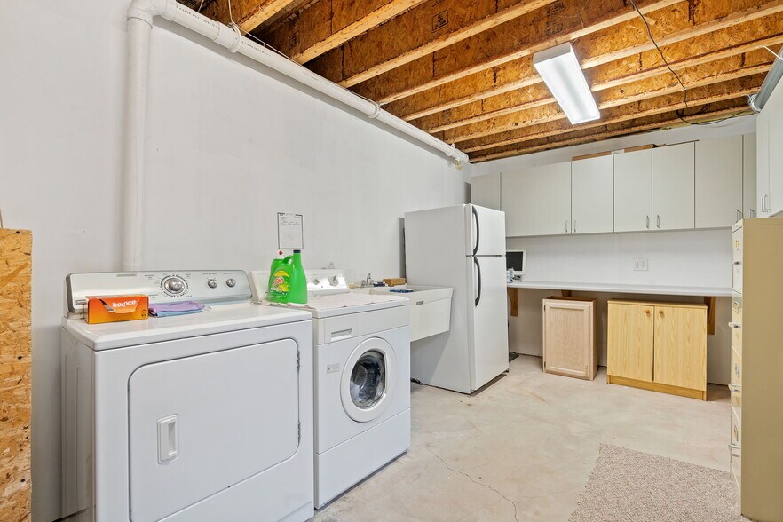 More Photos Of 3366-3368 NW Bunker Lake Blvd, Andover Medical For Sale