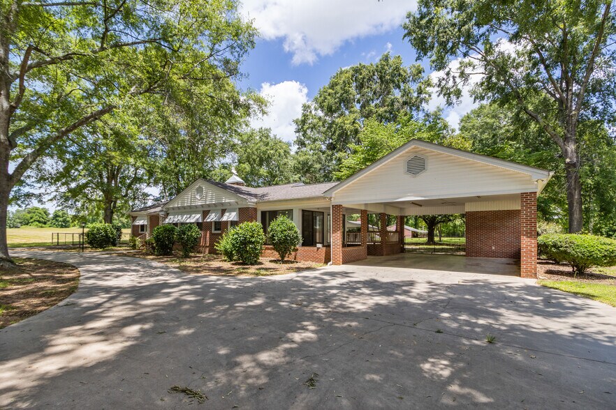 More Photos Of 23425 US Highway 76, Clinton Land For Sale