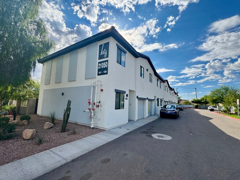 More Photos Of 21050 N 23rd Ave, Phoenix Apartments For Sale